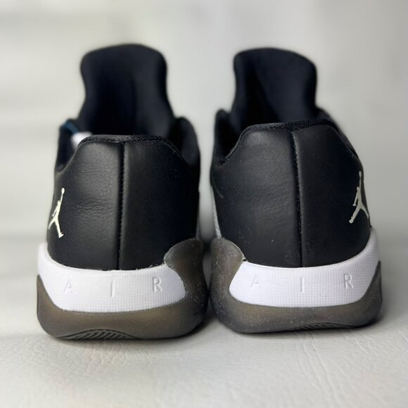 H79- SIZE 7 WOMENS NIKE JORDAN 11 CMFT BLACK / SILVER /WHITE DV2629-001 - Picture 10 of 11